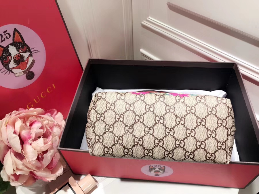 Gucci最萌的mini卡通购物袋 410812 红色手挽和内衬 撩翻你的少女，风靡时尚 21×20×10cm