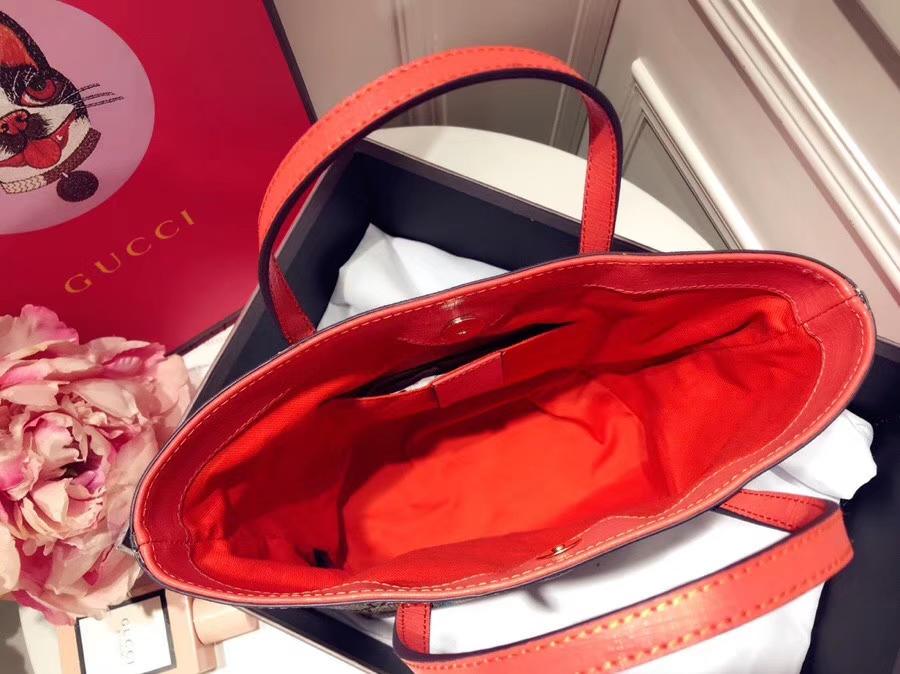 Gucci最萌的mini卡通购物袋 410812 红色手挽和内衬 撩翻你的少女，风靡时尚 21×20×10cm