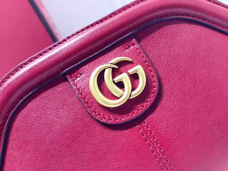 Gucci最新主打RE(BELLE)系列mini手袋 524620 红色 天然粒纹皮革 手感超赞 经典品牌标志双G造型 猫科动物头像造型 29×18×7cm