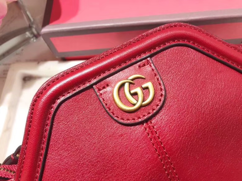 Gucci最新主打RE(BELLE)系列mini手袋 524620 红色 天然牛皮 手感超赞 经典品牌标志双G造型 29×18×7cm
