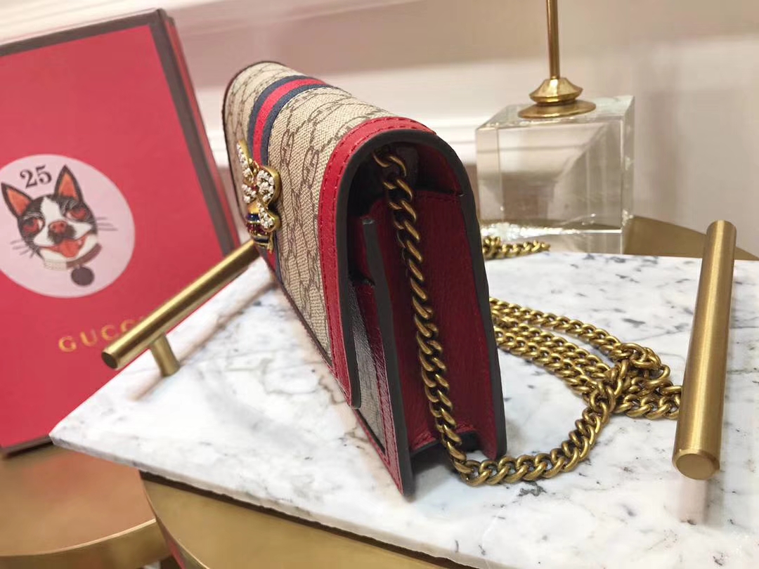 GUCCI（古驰）最新玛格丽特皇后链子包 476079 红色镶边 蜜蜂装饰玻璃珠和彩色水晶 原厂皮革 20×12×4cm