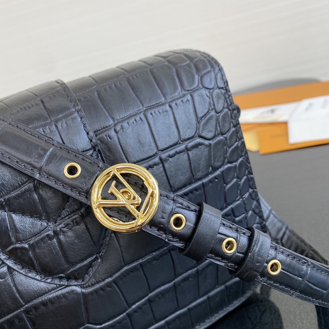 【￥1750】全新的Pont9手袋55897 以浪漫的巴黎新( pont neuf)为灵感 表现巴黎女子轻松优雅的时尚态度