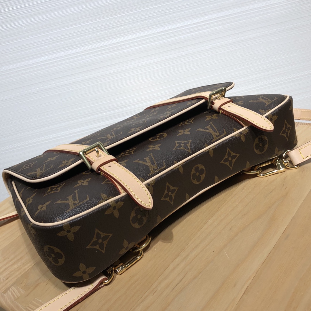 【￥1150】广州包包批发 【中古老花款】[腋下包] 中古包都是非常经典的包包 22×6×30cm45380